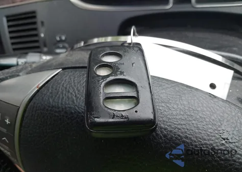 2011 Toyota Avalon Limited из США, поврежденный, VIN 4T1BK3DB8BU436280